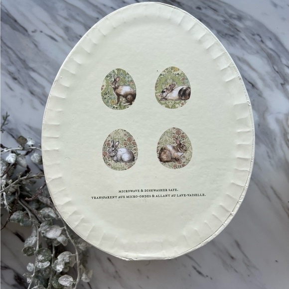 Pottery Barn - Egg Bowls - Set of 4 - Picture 2 of 15